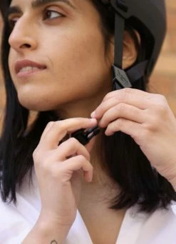 Casque Macon 2.0 Pour Cycliste Urbain - Bern -Accessoires vélo Soldes casque macon 20 pour cycliste urbain bern 4