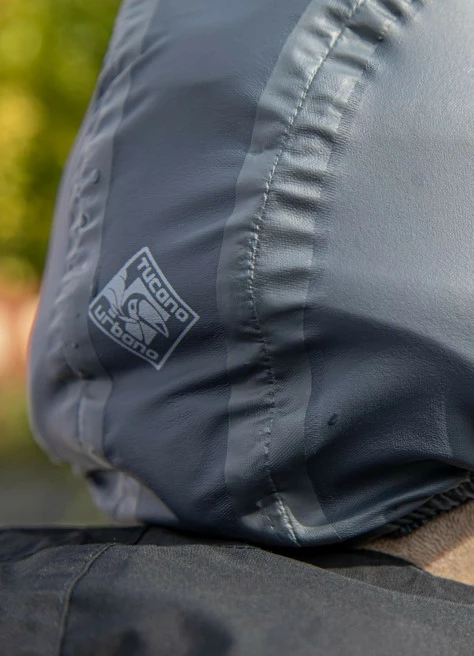 Couvre Casque Vélo Imperméable - Tucano Urbano 3 Couvre Casque Vélo Imperméable - Tucano Urbano – Image 3