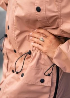 Parka De Pluie élégante Cycliste Urbain - Maium Amsterdam 10 Parka De Pluie élégante Cycliste Urbain - Maium Amsterdam -Accessoires vélo Soldes parka de pluie elegante cycliste urbain maium amsterdam 4