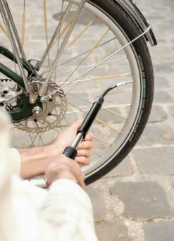 Pompe à Main Vélo Sport Drive HP - Lezyne 8 Pompe à Main Vélo Sport Drive HP - Lezyne -Accessoires vélo Soldes pompe a main velo sport drive hp lezyne 2