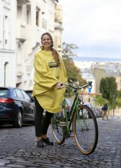 Poncho Vélo Urbain - The People's Poncho -Accessoires vélo Soldes poncho velo urbain the people s poncho 2