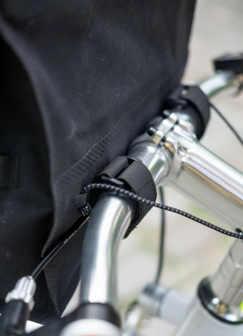 Sacoche De Guidon Urban Ex Handlebar 2.0 - Chrome 5 Sacoche De Guidon Urban Ex Handlebar 2.0 - Chrome – Image 5