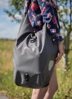 Sacoche Vélo étanche Porte-bagages BackRoller Urban - Ortlieb 8 Sacoche Vélo étanche Porte-bagages BackRoller Urban - Ortlieb -Accessoires vélo Soldes sacoche velo etanche porte bagages backroller urban ortlieb 2